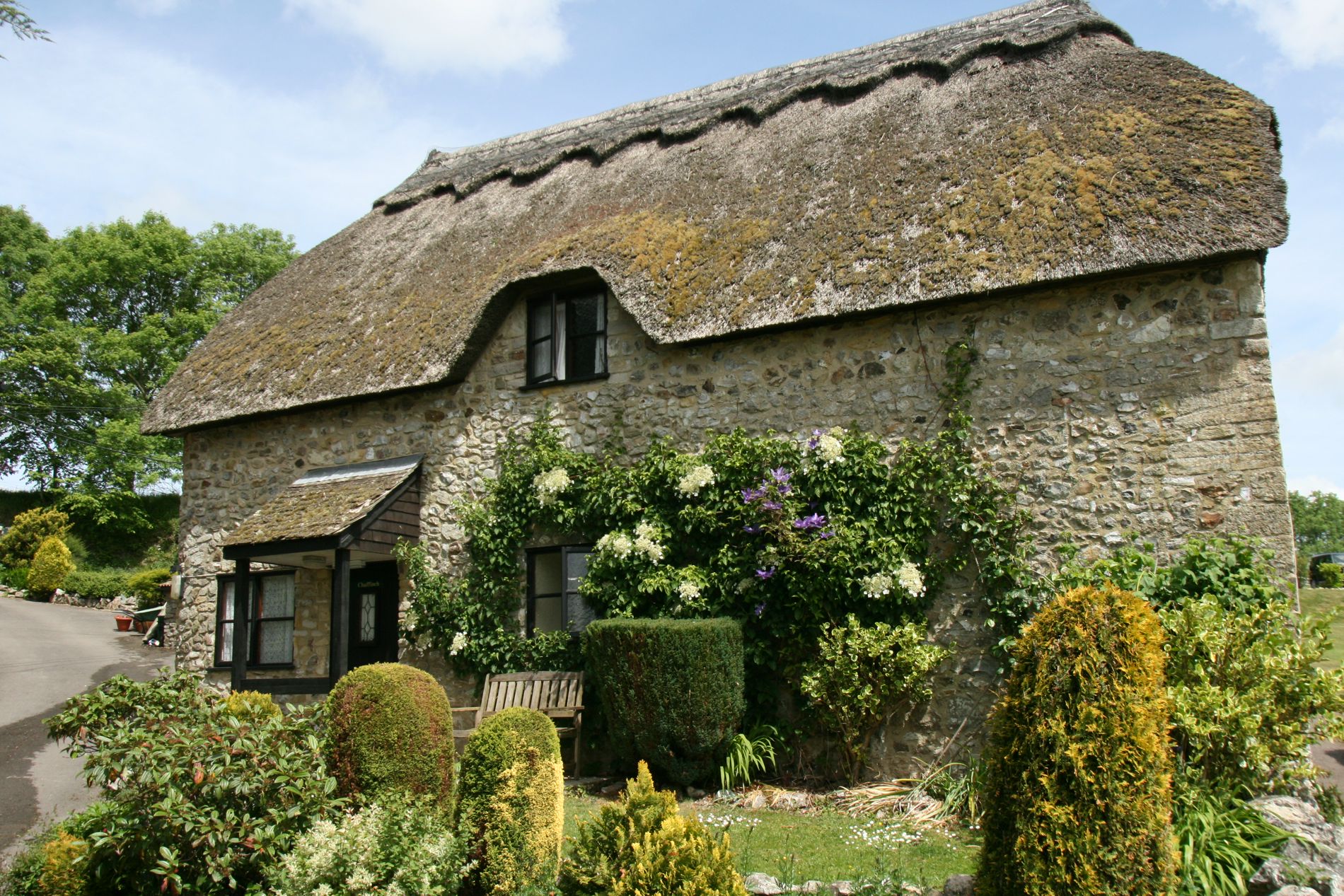 Image of Kingfisher Cottage - External View