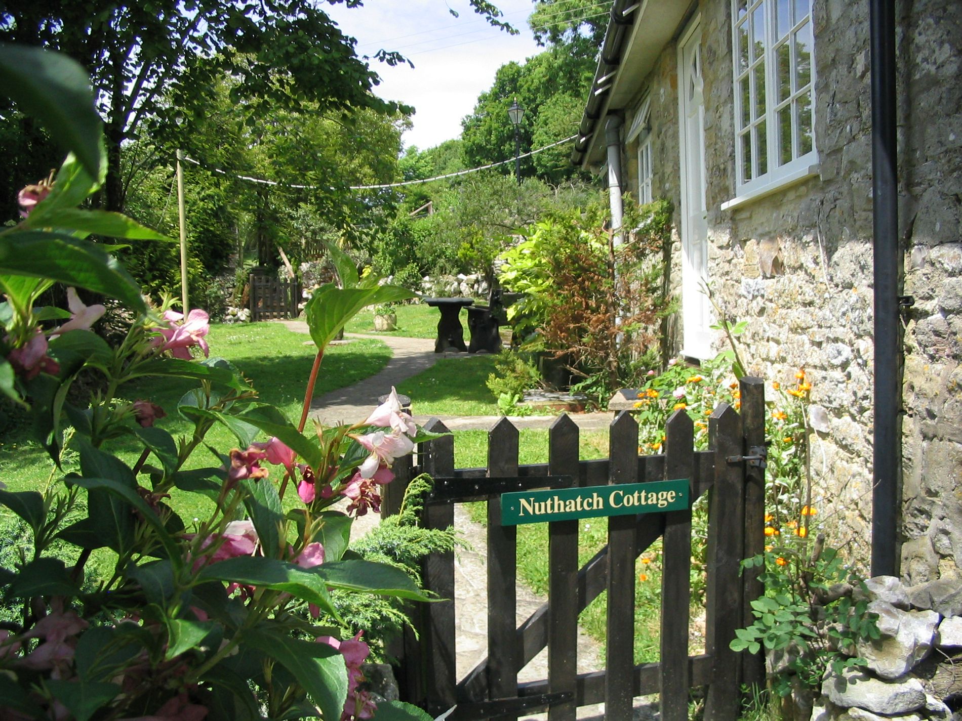 Nuthatch Garden Gate