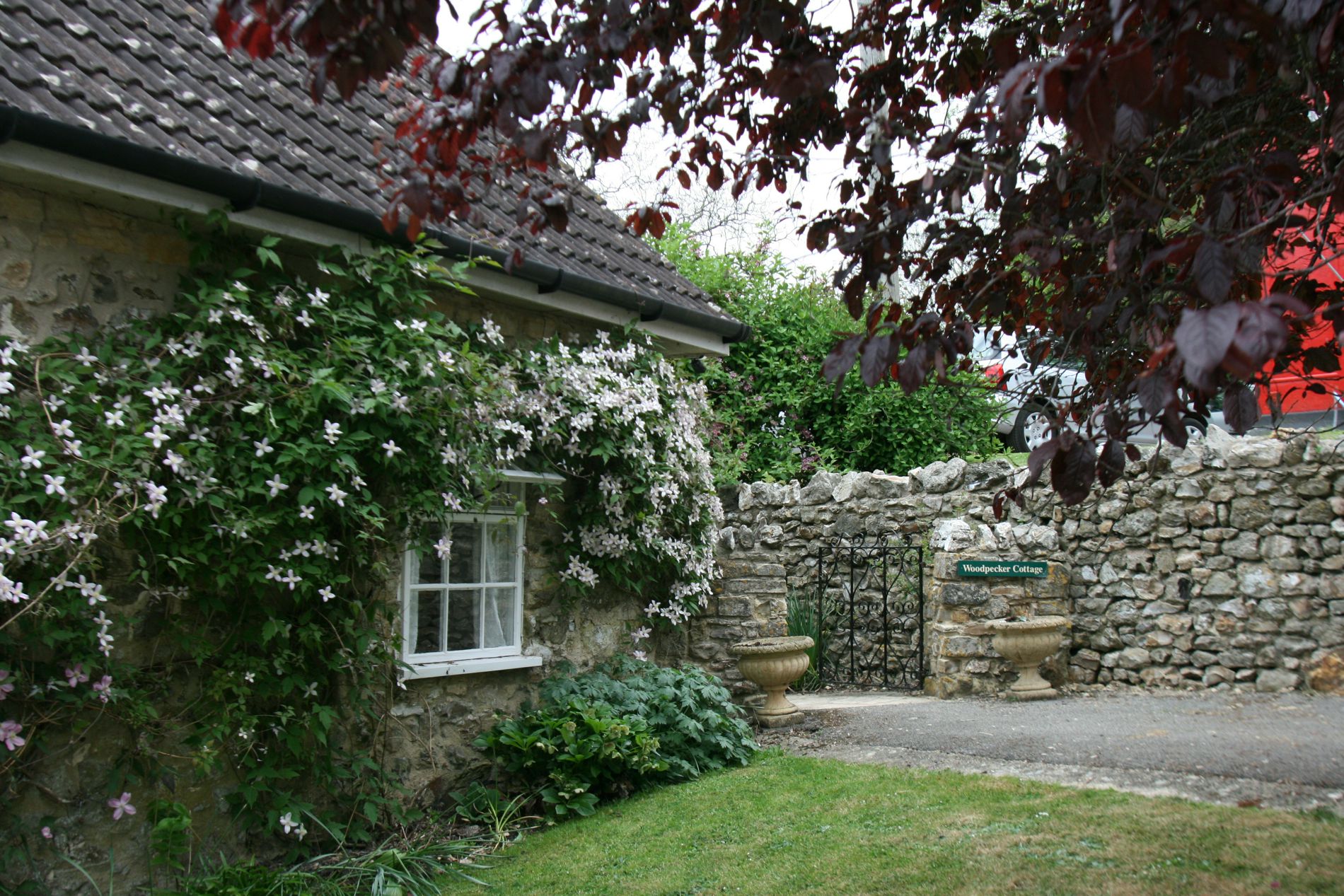 Exterior of Woodpecker